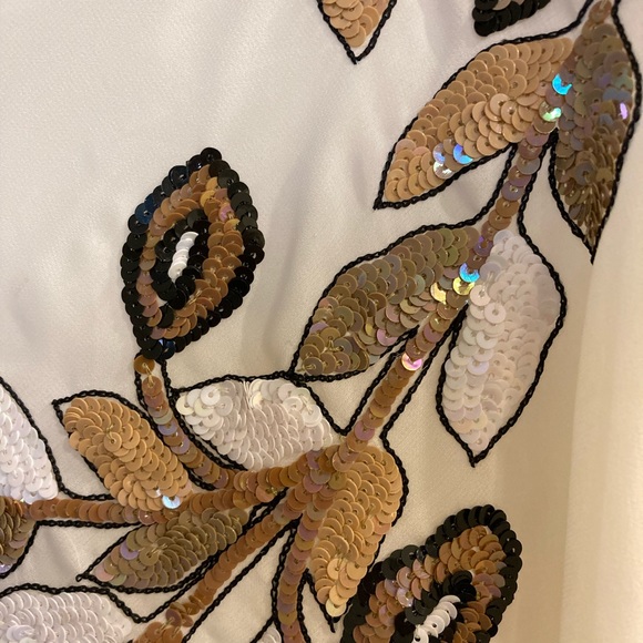 Top. Georgette Sequenced BEAUTIFUL. White - Picture 14 of 17